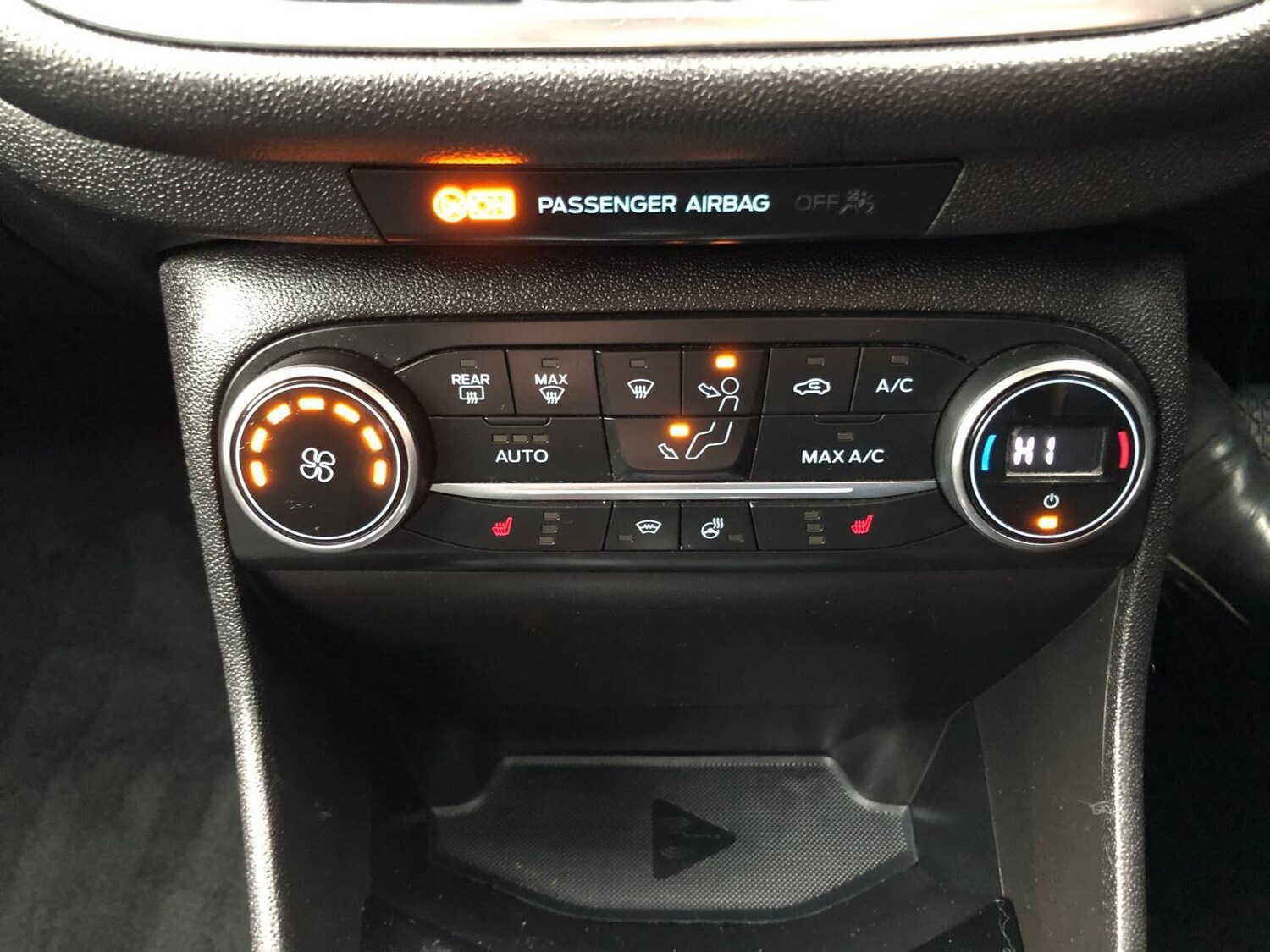 Used Ford Fiesta 2018 for sale - 77723885: Photo 19