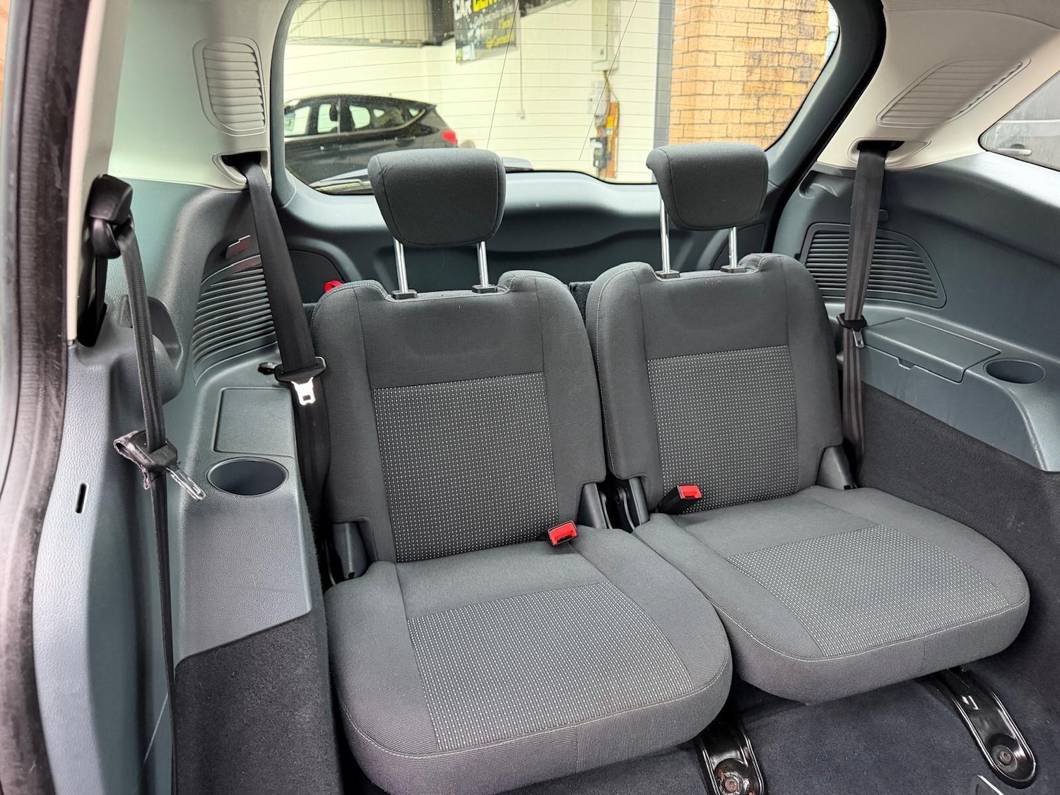 Used Ford Grand C-Max 2013 for sale - 77468585: Photo 16