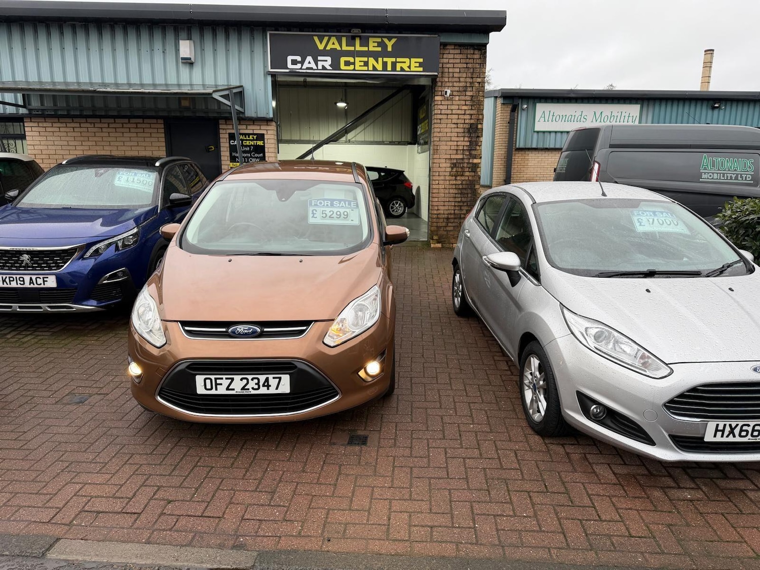 Used Ford Grand C-Max 2013 for sale - 77468585: Photo 25