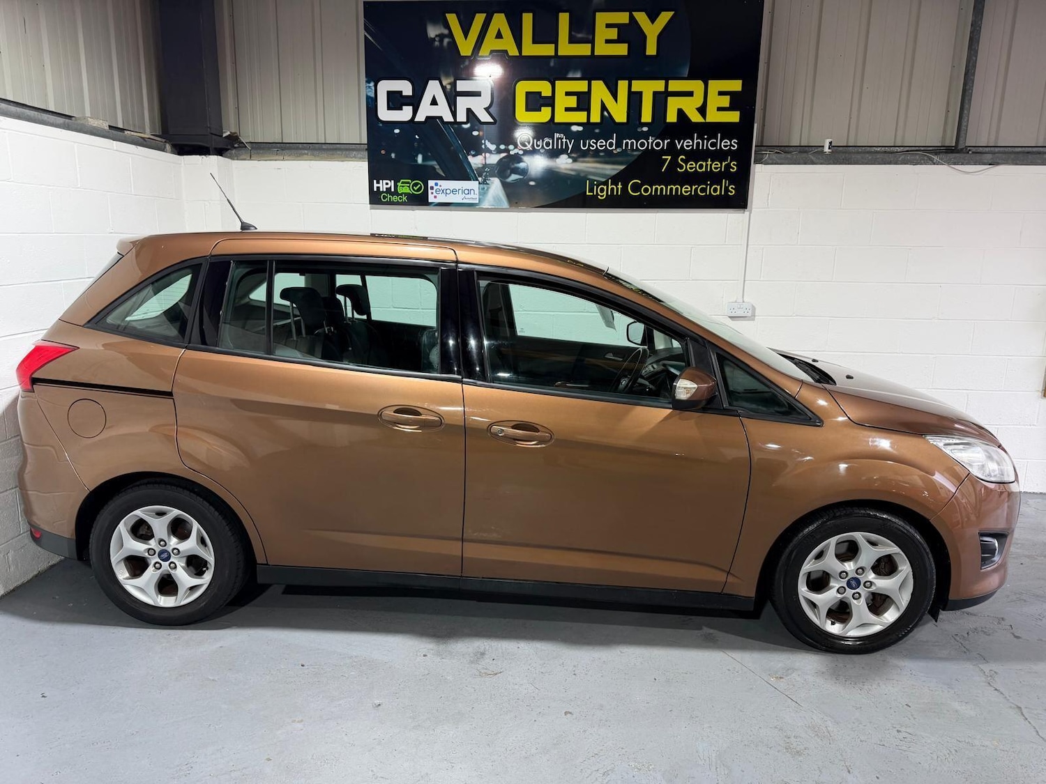 Used Ford Grand C-Max 2013 for sale - 77468585: Photo 5