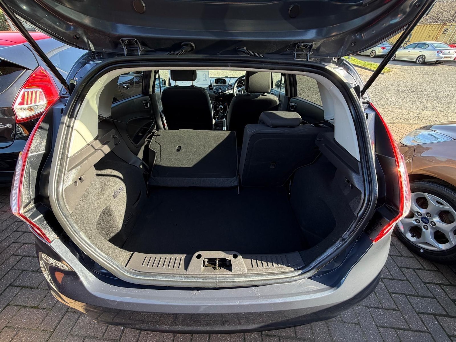 Used Ford Fiesta 2013 for sale - 77737175: Photo 17