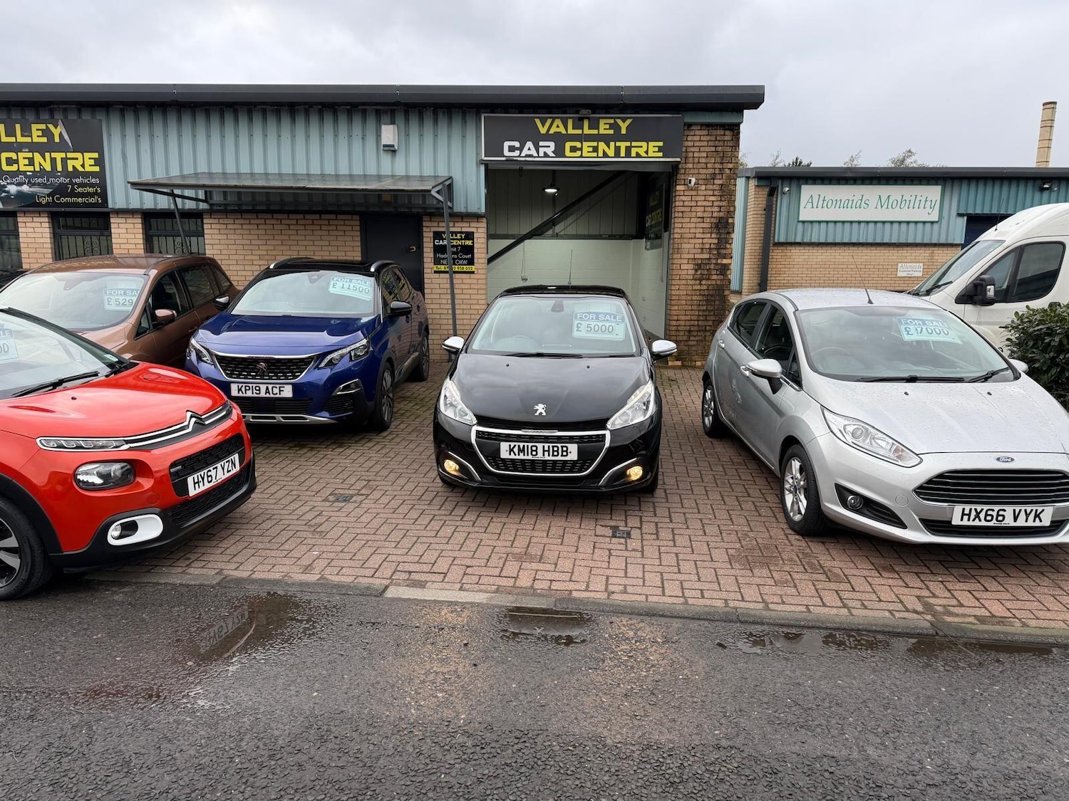 Used Peugeot 208 2018 for sale - 77559344: Photo 24