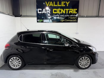 Used Peugeot 208 2018 for sale - 77559344: Photo