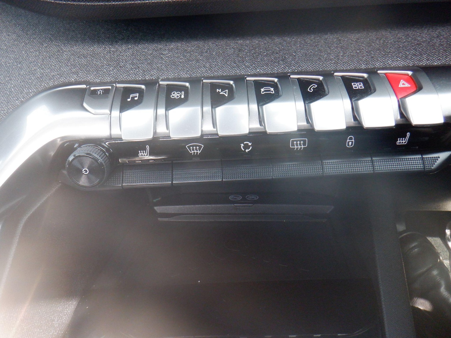 Used Peugeot 3008 2019 for sale - 77229676: Photo 24