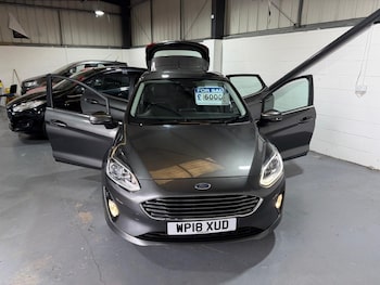 Used Ford Fiesta 2018 for sale - 79050029: Photo