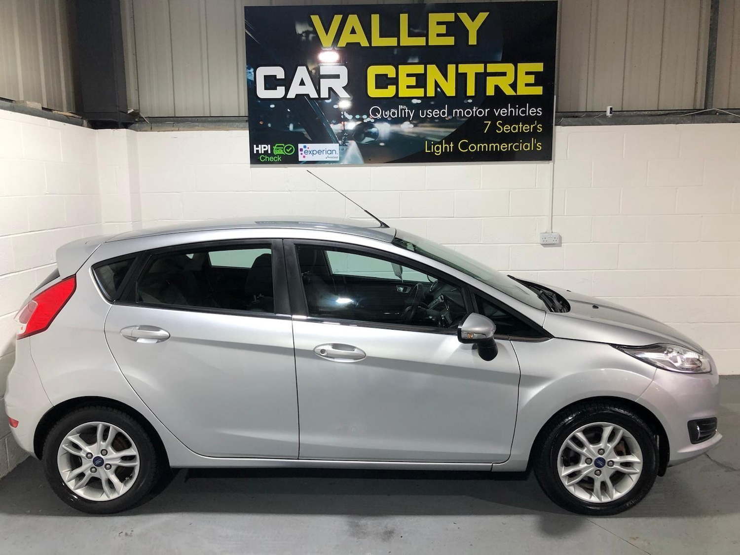 Used Ford Fiesta 2016 for sale - 77255536: Photo 4