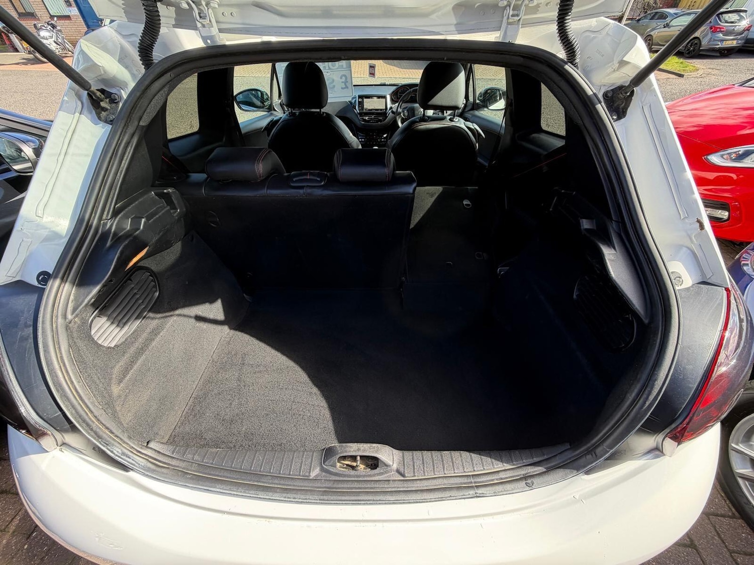 Used Peugeot 208 2017 for sale - 78007560: Photo 19