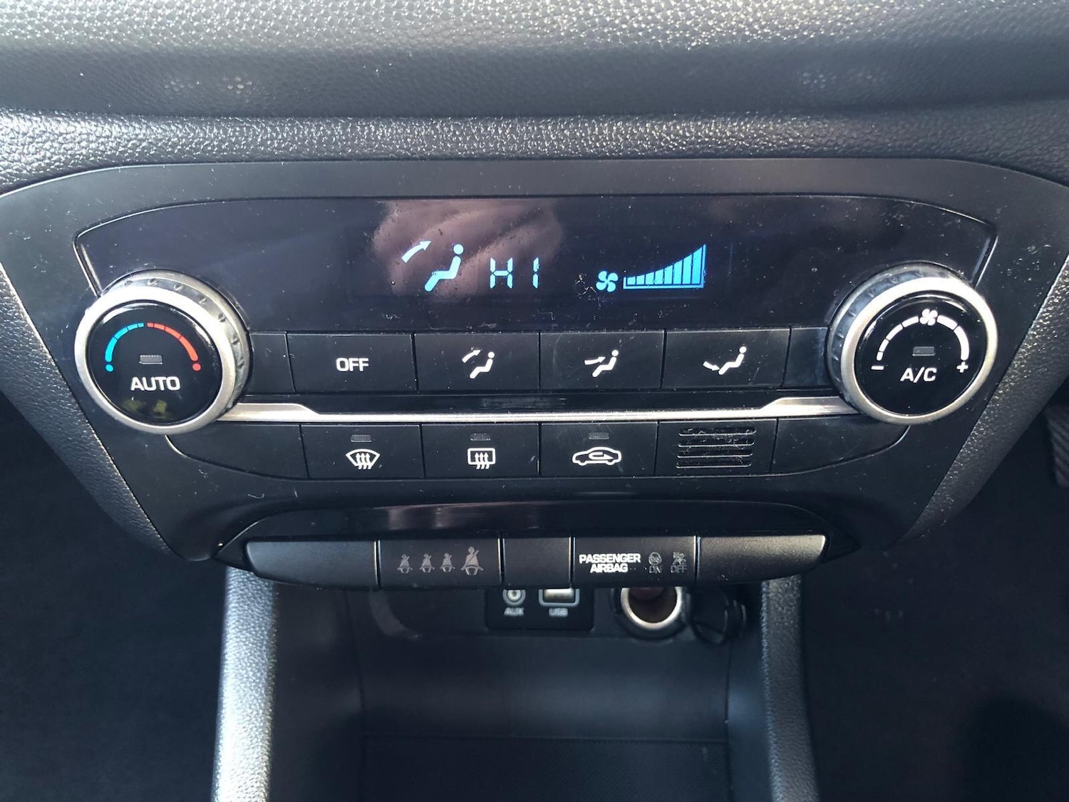 Used Hyundai i20 2018 for sale - 77230461: Photo 12