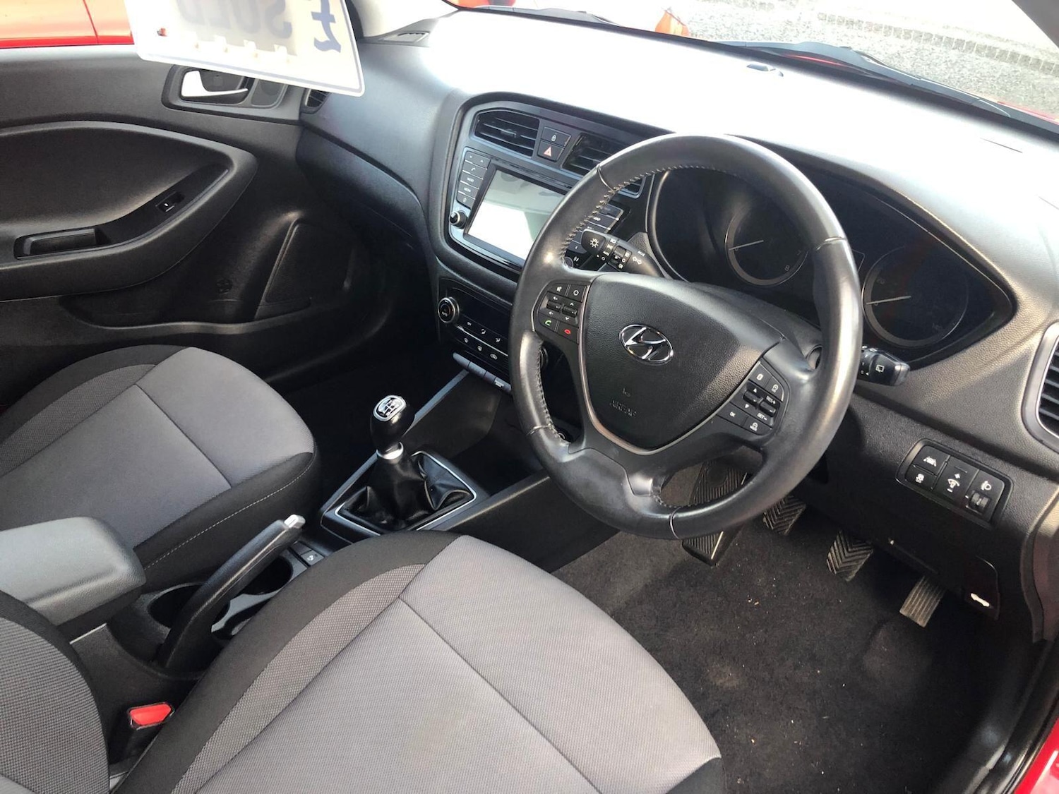 Used Hyundai i20 2018 for sale - 77230461: Photo 13