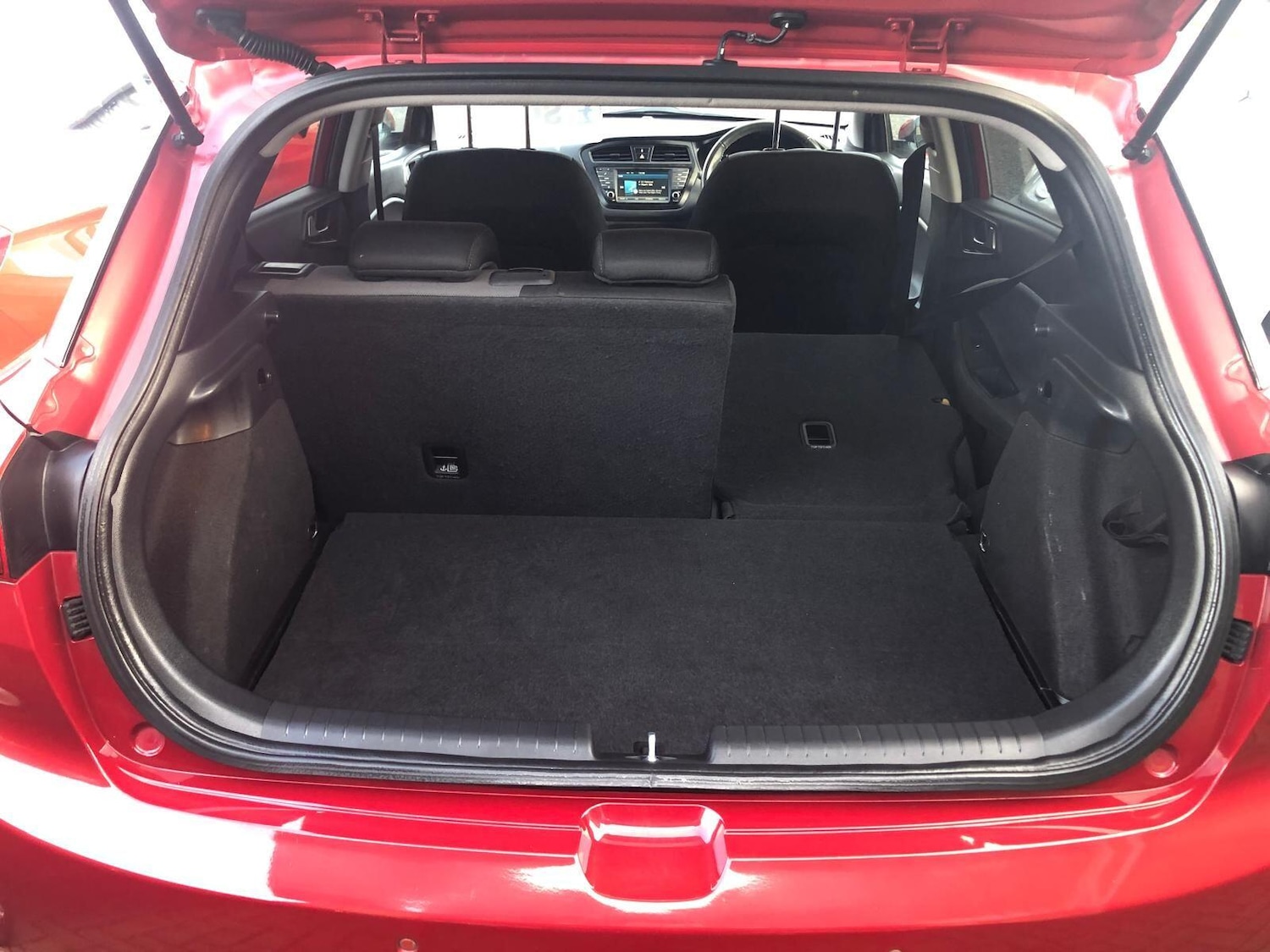 Used Hyundai i20 2018 for sale - 77230461: Photo 15