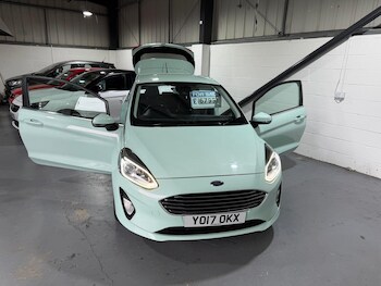Used Ford Fiesta 2017 for sale - 78922401: Photo