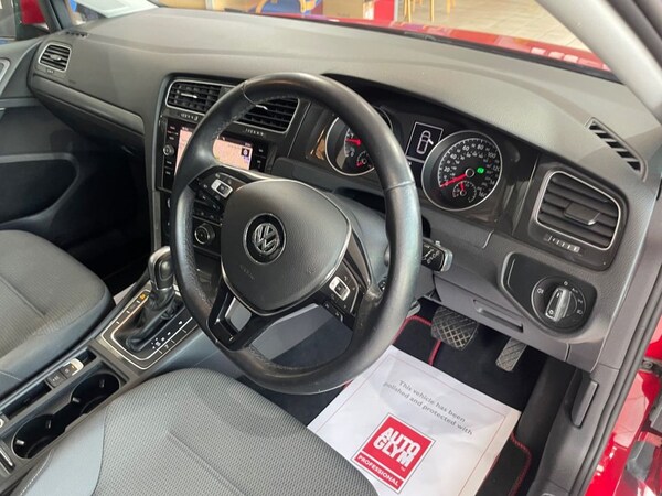 Used Volkswagen Golf 2017 for sale - 75573349: Photo 18