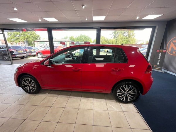 Used Volkswagen Golf 2017 for sale - 75573349: Photo 28