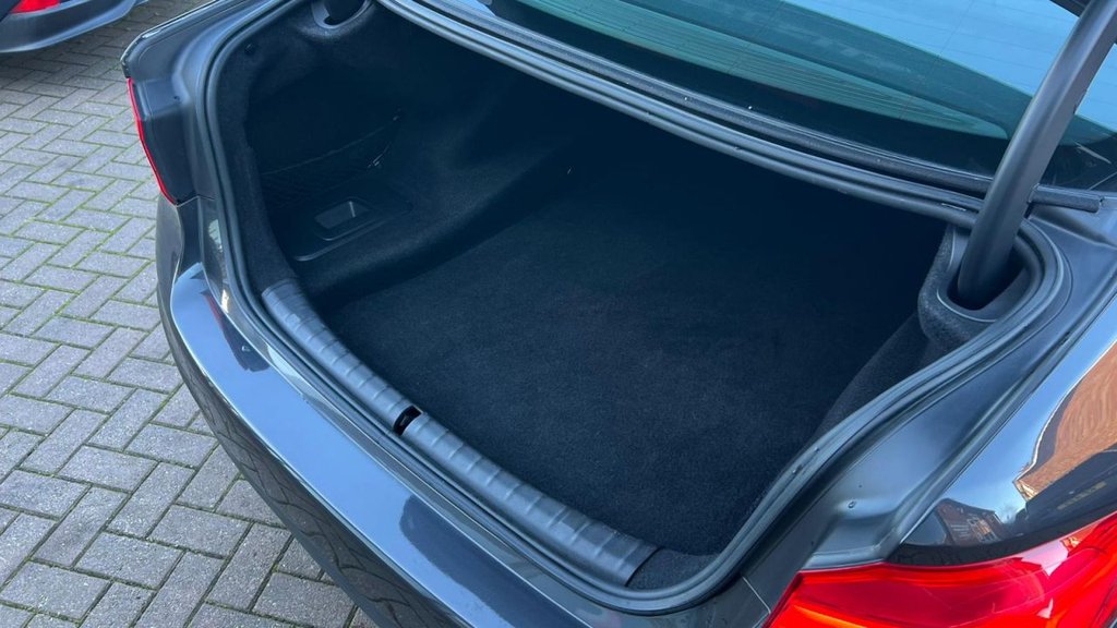 Used BMW 5 Series 2020 for sale - 76655427: Photo 29