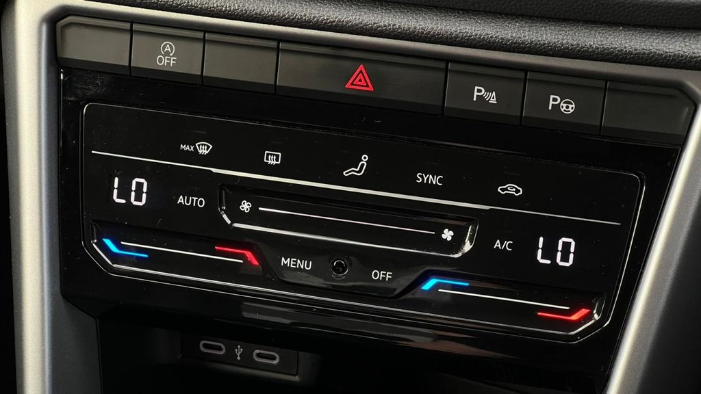 Used Volkswagen T-Roc 2023 for sale - 76751342: Photo 15