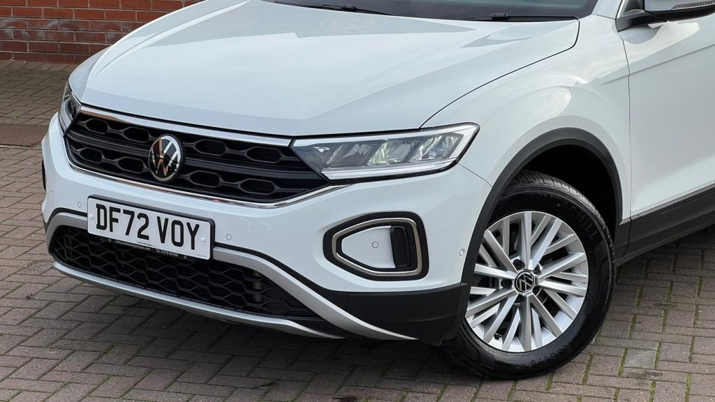 Used Volkswagen T-Roc 2023 for sale - 76751342: Photo 22