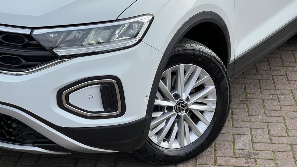 Used Volkswagen T-Roc 2023 for sale - 76751342: Photo 23