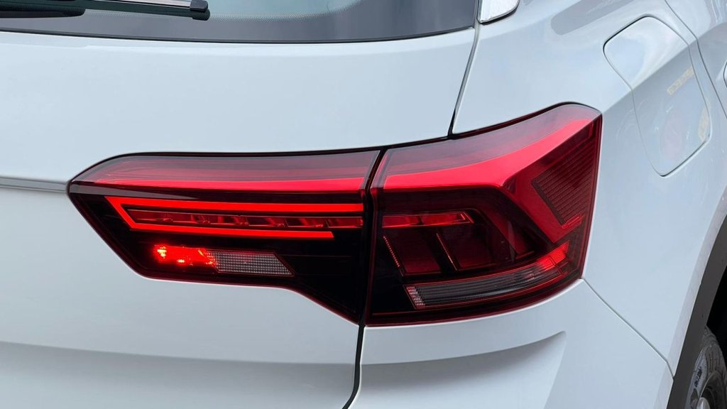 Used Volkswagen T-Roc 2023 for sale - 76751342: Photo 34