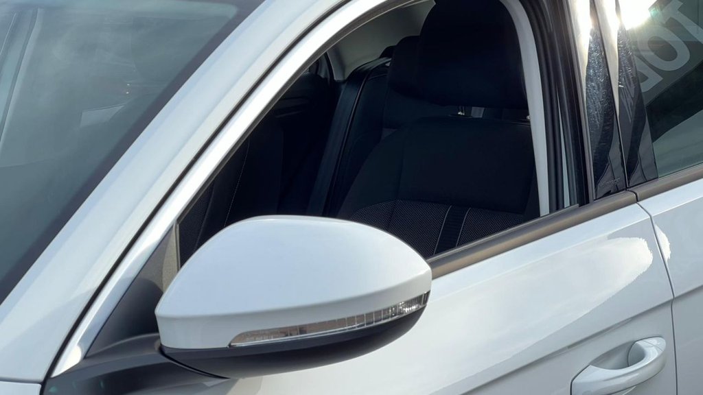 Used Volkswagen T-Roc 2023 for sale - 76751342: Photo 37