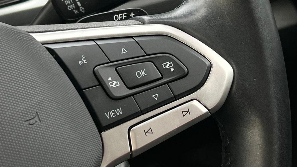 Used Volkswagen T-Roc 2023 for sale - 76751342: Photo 44