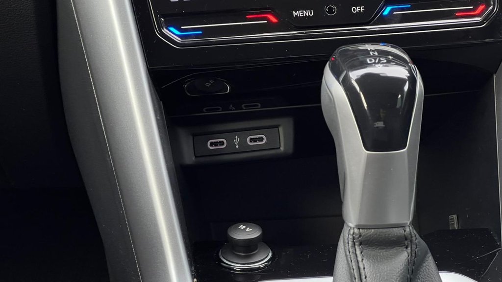 Used Volkswagen T-Roc 2023 for sale - 76751342: Photo 47