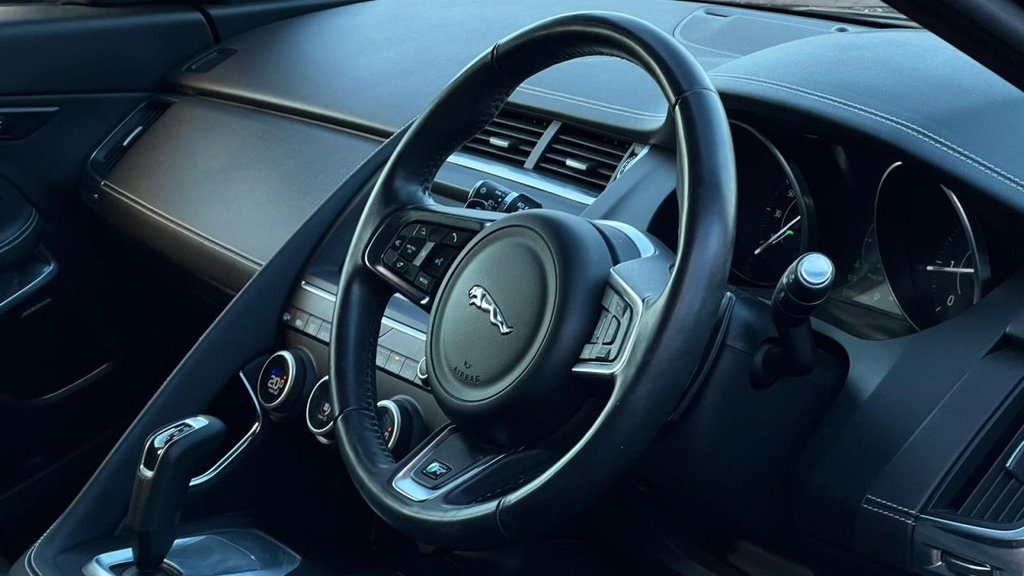 Used Jaguar E-Pace 2019 for sale - 76740366: Photo 14