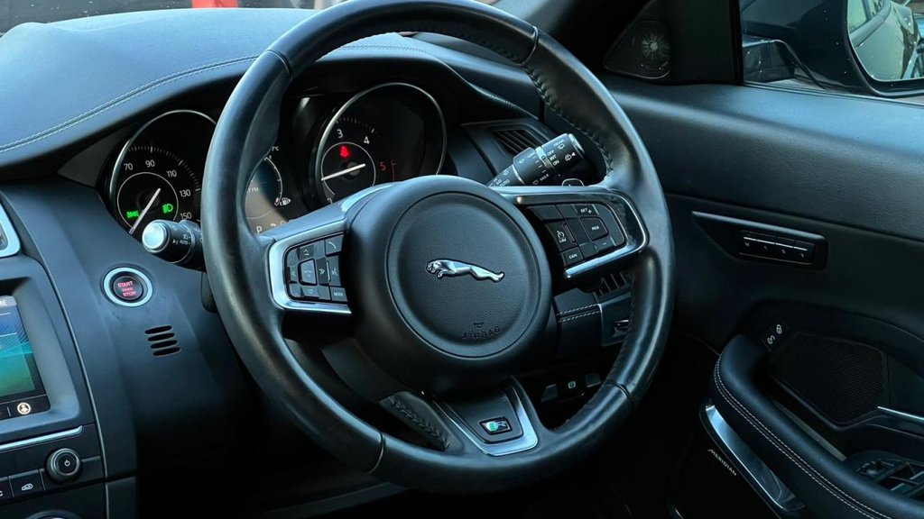 Used Jaguar E-Pace 2019 for sale - 76740366: Photo 18