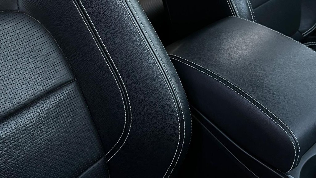 Used Jaguar E-Pace 2019 for sale - 76740366: Photo 36