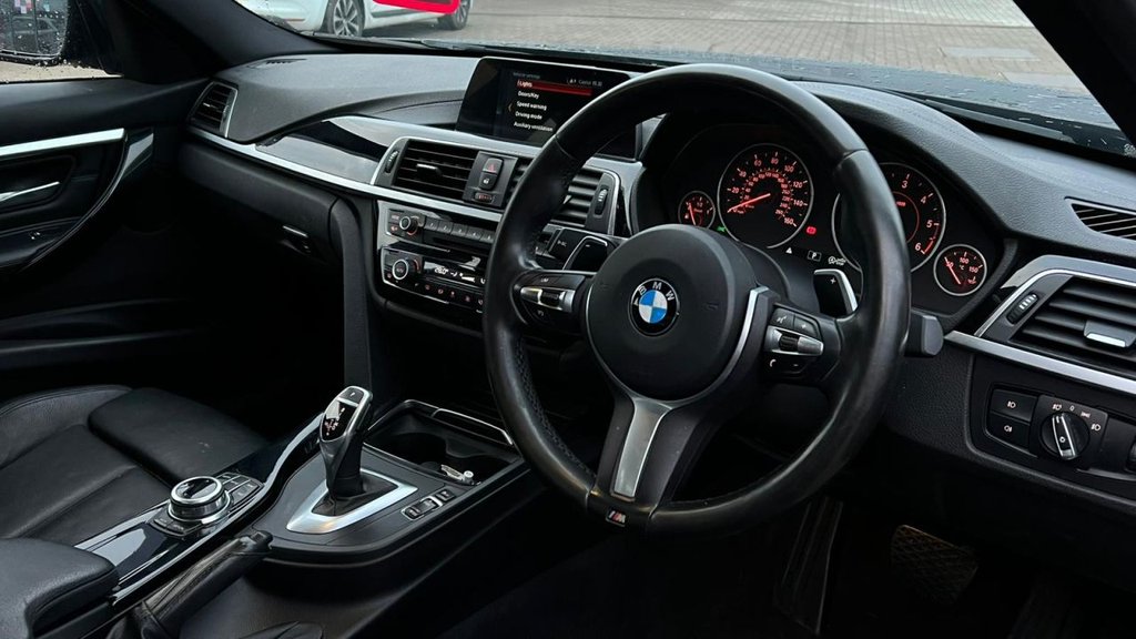 Used BMW 3 Series 2017 for sale - 77080337: Photo 2