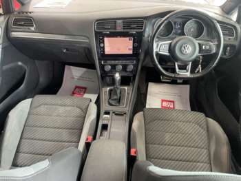 Used Volkswagen Golf 2019 for sale - 74959944: Photo
