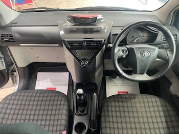 Used Toyota IQ 2012 for sale - 75253496: Photo