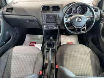 Used Volkswagen Polo 2017 for sale - 74708685: Photo