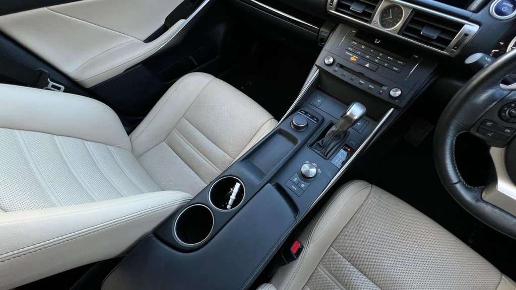 Used Lexus IS 2015 for sale - 76570604: Photo 26