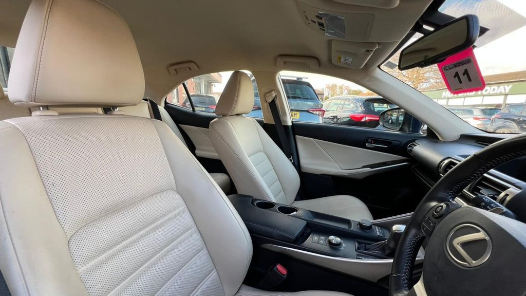 Used Lexus IS 2015 for sale - 76570604: Photo 31