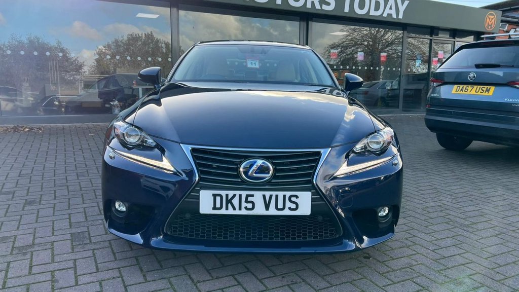 Used Lexus IS 2015 for sale - 76570604: Photo 4