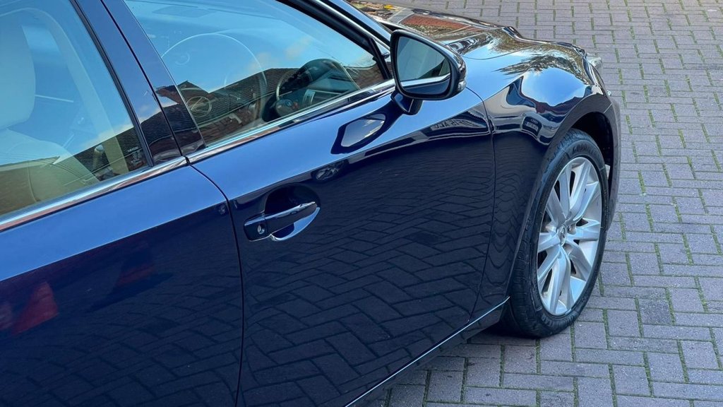 Used Lexus IS 2015 for sale - 76570604: Photo 41