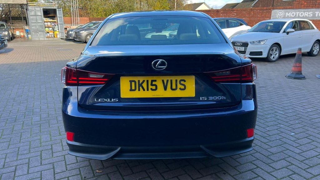 Used Lexus IS 2015 for sale - 76570604: Photo 5