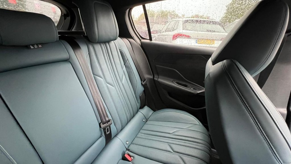 Used Peugeot 308 2022 for sale - 76168463: Photo 9