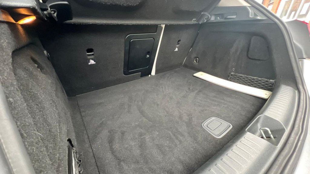 Used Mercedes-Benz GLA 2014 for sale - 76309376: Photo 29