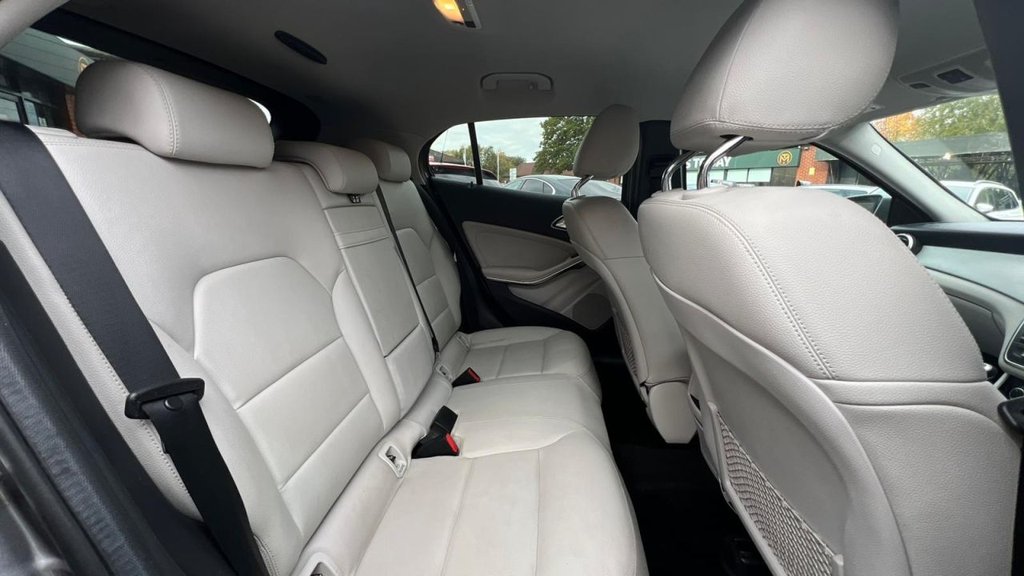 Used Mercedes-Benz GLA 2014 for sale - 76309376: Photo 9