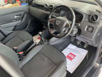 Used Dacia Duster 2019 for sale - 75359336: Photo