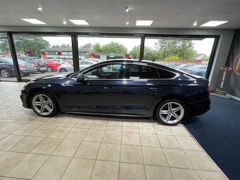 Used Audi A5 2017 for sale - 75116242: Photo
