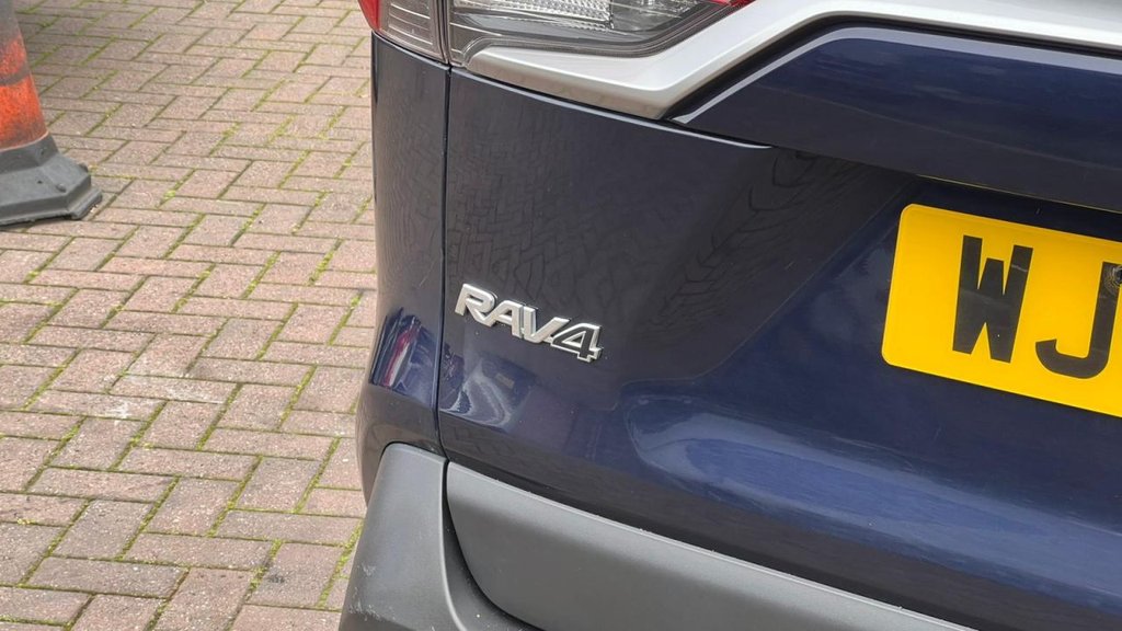 Used Toyota RAV4 2019 for sale - 76203302: Photo 22