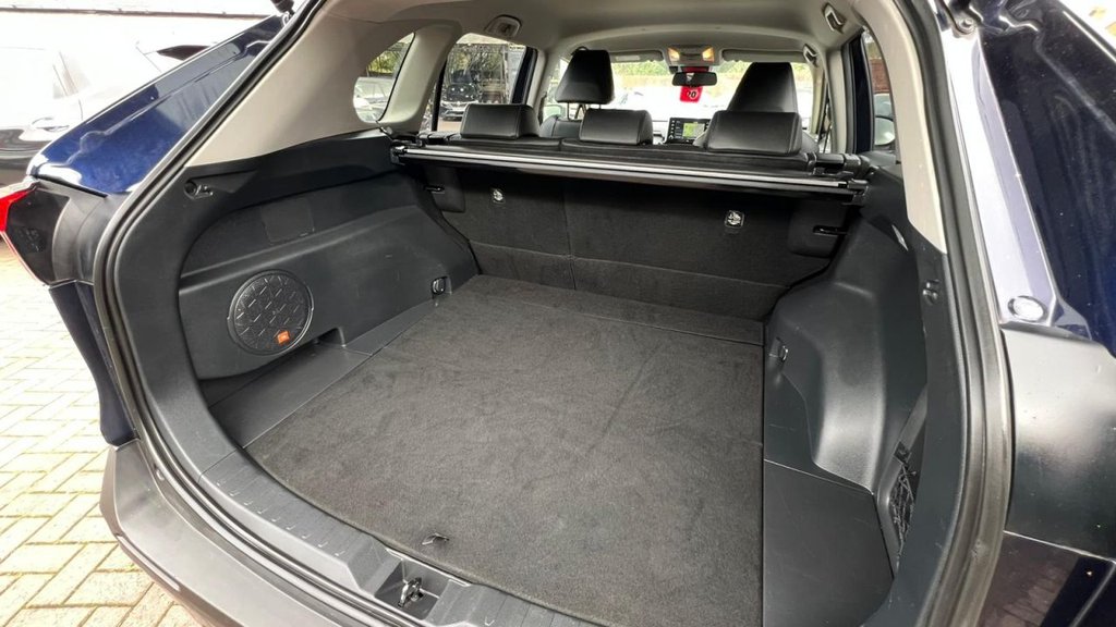 Used Toyota RAV4 2019 for sale - 76203302: Photo 25