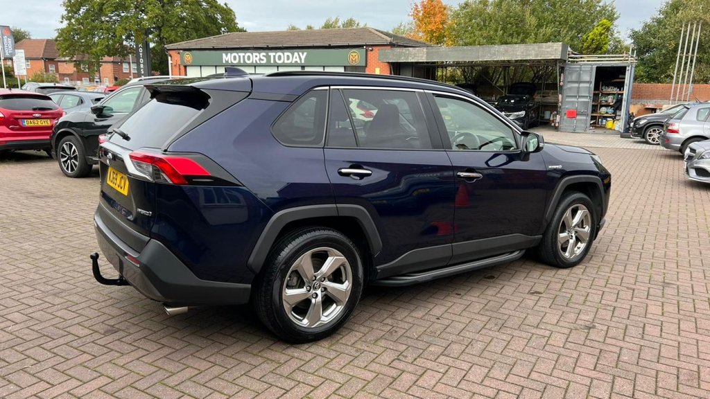 Used Toyota RAV4 2019 for sale - 76203302: Photo 26