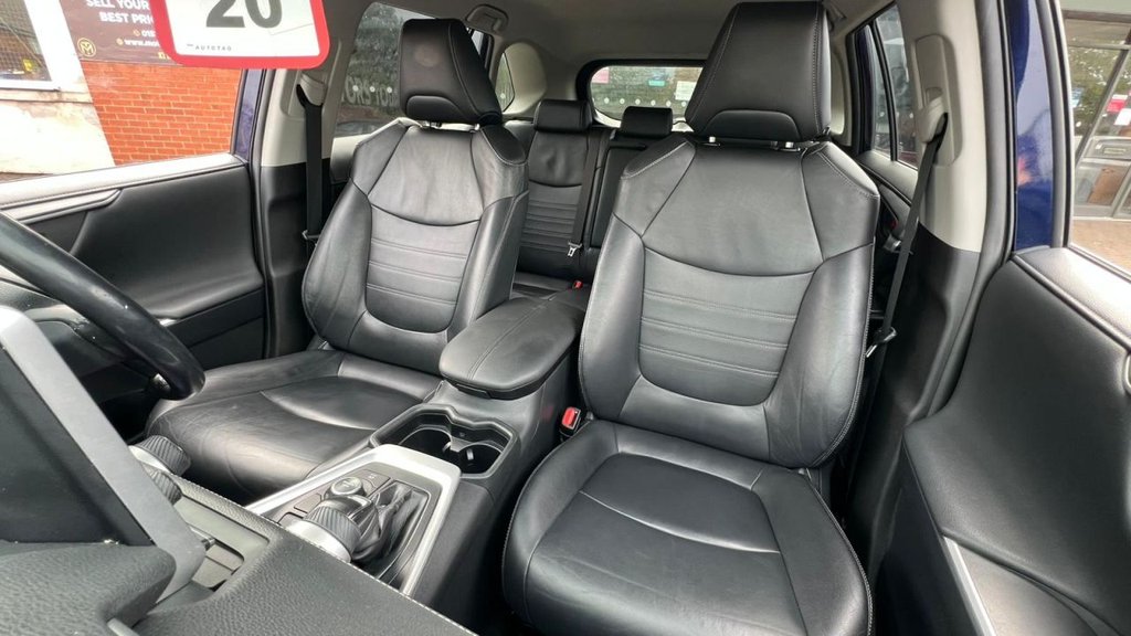 Used Toyota RAV4 2019 for sale - 76203302: Photo 34