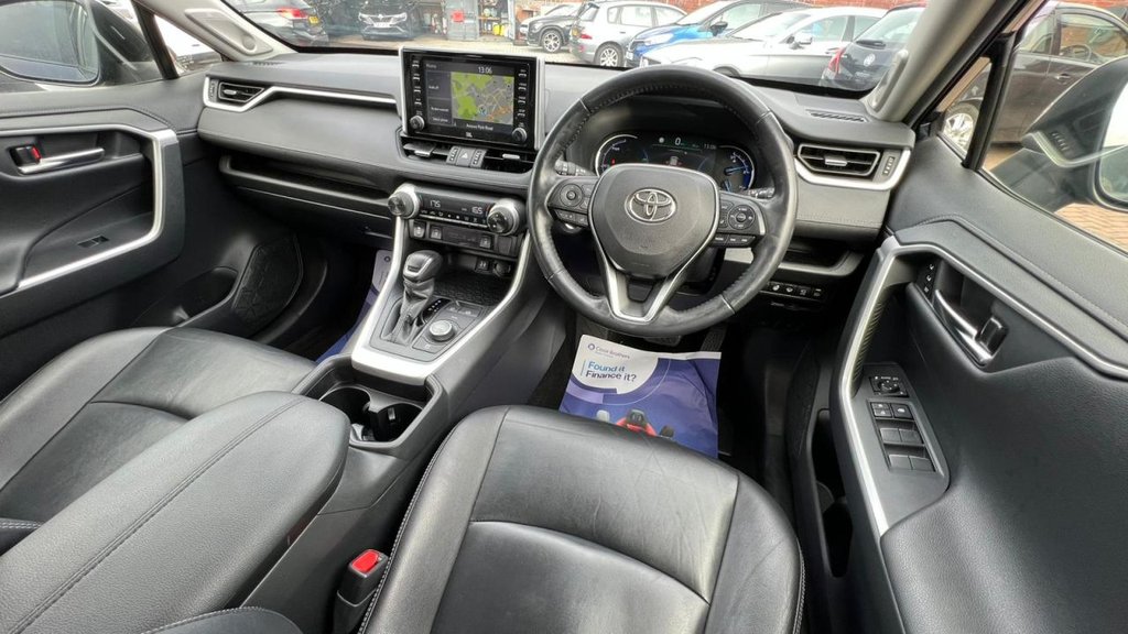 Used Toyota RAV4 2019 for sale - 76203302: Photo 39