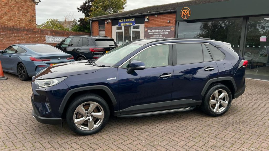 Used Toyota RAV4 2019 for sale - 76203302: Photo 4