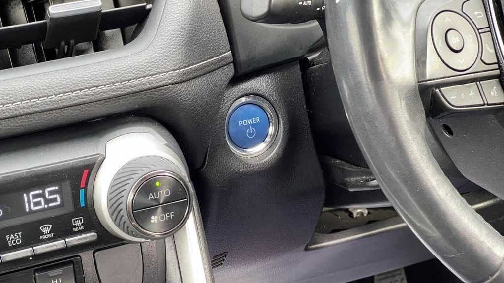 Used Toyota RAV4 2019 for sale - 76203302: Photo 41