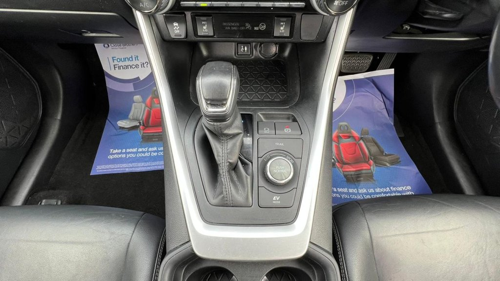 Used Toyota RAV4 2019 for sale - 76203302: Photo 43